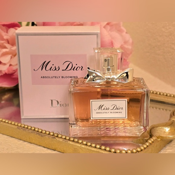 Dior Other - Miss Dior Absolutely Blooming Perfume